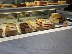 面包甜点陈列柜-Madeleine玛德琳(永平里店)