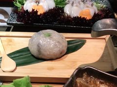-湊湊火锅·茶憩(杭州湖滨银泰in77店)