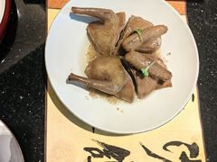 沙姜乳鸽-三亚亚龙湾瑞吉酒店·铭轩中餐厅Mingxuan·海南菜·粤菜