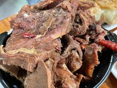 -宝瑞门钉肉饼店