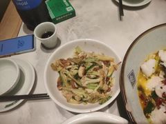 -绿草地·湘菜(酃湖师院店)