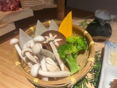 -山川小町·极番烧肉(新地假日广场店)
