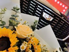 -上海安吉名轩·凯迪拉克4S店