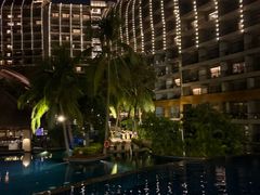 -三亚湾海居铂尔曼度假酒店