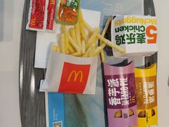 -麦当劳(保利若比邻店)