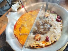 -湊湊火锅·茶憩(南京东路悦荟店)