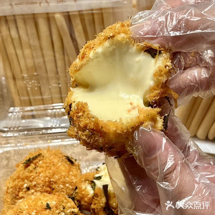 顺德人！也有属于自己的鲍师傅了！