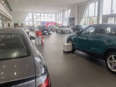 -上海冠松华奥奥迪4S店(张江店)