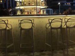 -The ROOF (通盈中心店)
