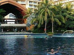 -三亚湾海居铂尔曼度假酒店