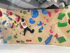 -ROCKPLUS攀岩馆(环宇城店)