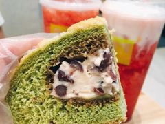 抹茶红豆软欧包-奈雪的茶(重庆万象城北区店)