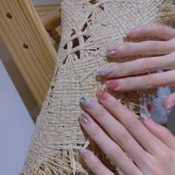 -NEW LOOK-绿麓 · 美甲美睫脱毛工作室