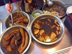 -松树干拌面店