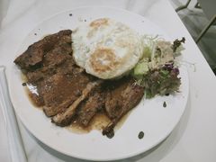 黑椒带骨猪排双蛋饭-柠檬树茶餐厅(海雅缤纷城店)