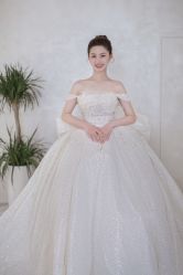 -洋洋婚纱品牌集合店