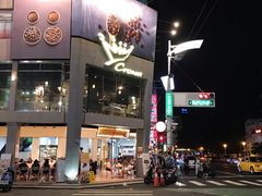 -六合夜市