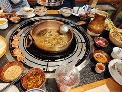 -阿山卓·野生菌火锅·纳西火塘烤肉