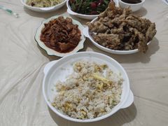 -满口香饭店
