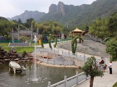 -玻璃桥景区石牛寨