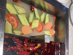 -二荆条·蜀鲜汇城市森林火锅