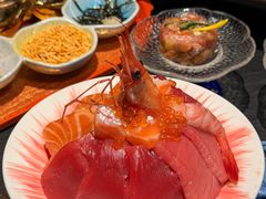 -蟹犇前•帝王蟹雪蟹(陆家嘴店)
