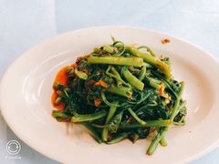 -明记烧鱼美味店