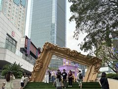 -中航城君尚购物中心