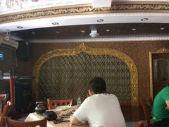 -维吾尔餐厅(宜山路店)