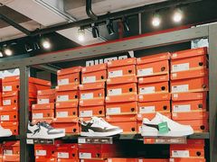 -PUMA品牌自营折扣店(百联奥特莱斯店)
