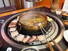 -阿山卓·野生菌火锅·纳西火塘烤肉