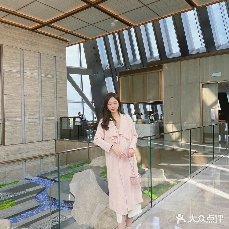 深圳|118层云端自助午餐☁️