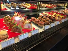 -Salon de The de Joel Robuchon(外滩18号店)