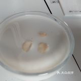 店里的客人不少,老板很热情。虽然只是家面馆