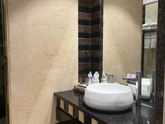 -南洋冠盛酒店(广州天河公园地铁站店)