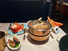 -雍容荟帝王蟹活龙虾展台自助(IFS黑金店)