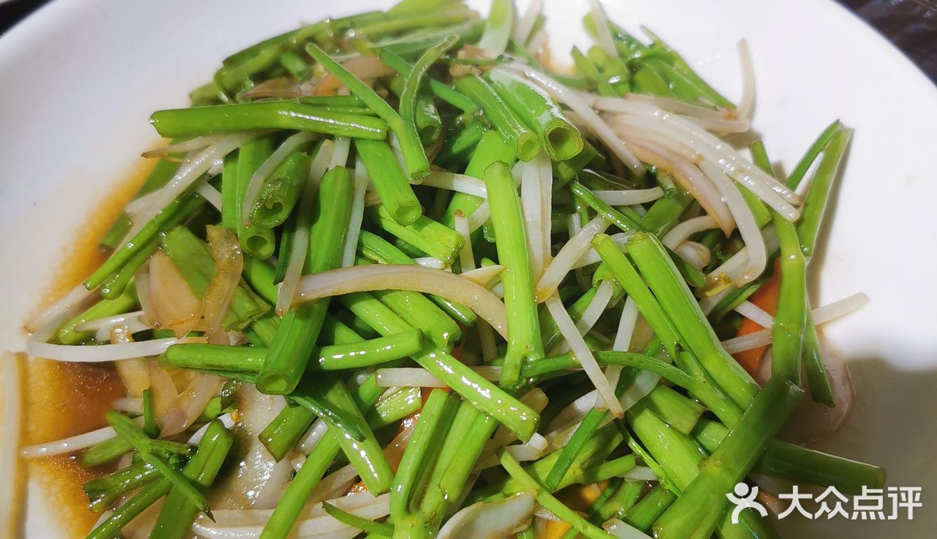 雅中求静。总得评论是重口味，麻辣的够味，鲜甜的够香