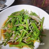 雅中求静。总得评论是重口味，麻辣的够味，鲜甜的够香