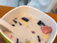 -老何家后安粉·糟粕醋海鲜火锅(三亚湾椰梦长廊店)