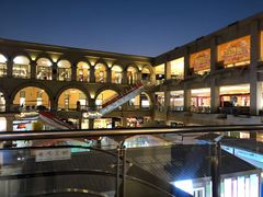 -王府井奥莱临潼小镇(临潼店)