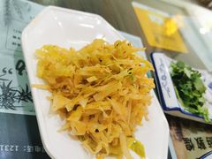 凉拌甘蓝菜-壹阁胡羊焖饼(敦煌夜市店)