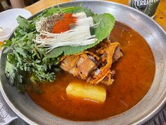 -喇喇排骨火锅·传统韩式脊骨汤(望京西园总店)