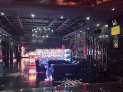 -范特西FANTASY量贩式KTV(民主广场店)