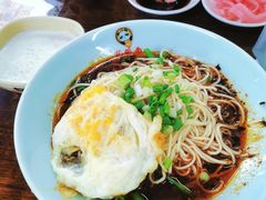 -忆碗面(华新街店)