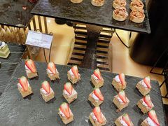 -上海皇廷花园酒店·西餐厅·自助餐