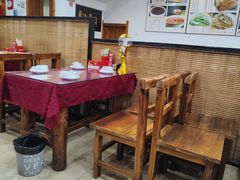 -津鲁园饭店