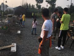 -田园东方蜜桃村的田野营地
