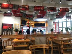 大堂-袁记串串香(川师店)