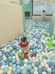 -孩子王童乐园(唐山万达广场店)