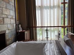 -中铁花水湾温泉酒店(大邑店)